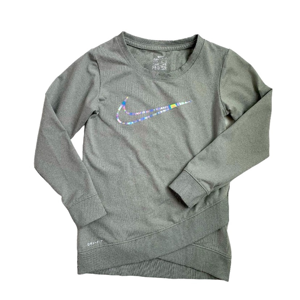 NIKE Dry Fit Girls‎ Gray Sweatshirt Holographic Nike Logo Crossover Hem YOUTH 6M